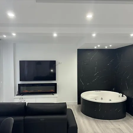 Apartment Black And White Cervantes